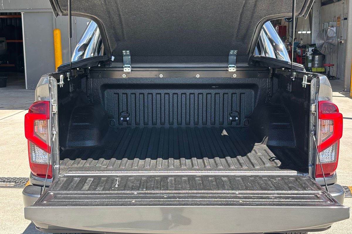 2022 Nissan Navara ST-X D23
