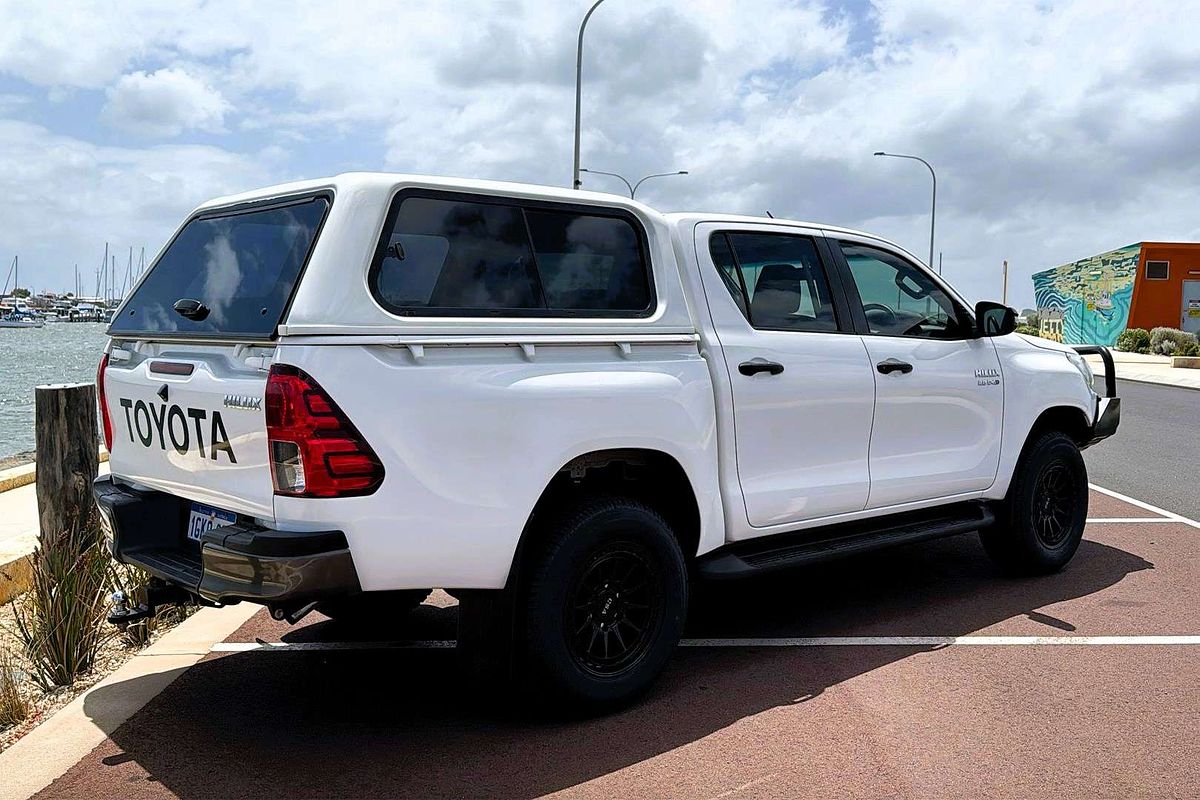 2017 Toyota Hilux SR GUN126R 4X4