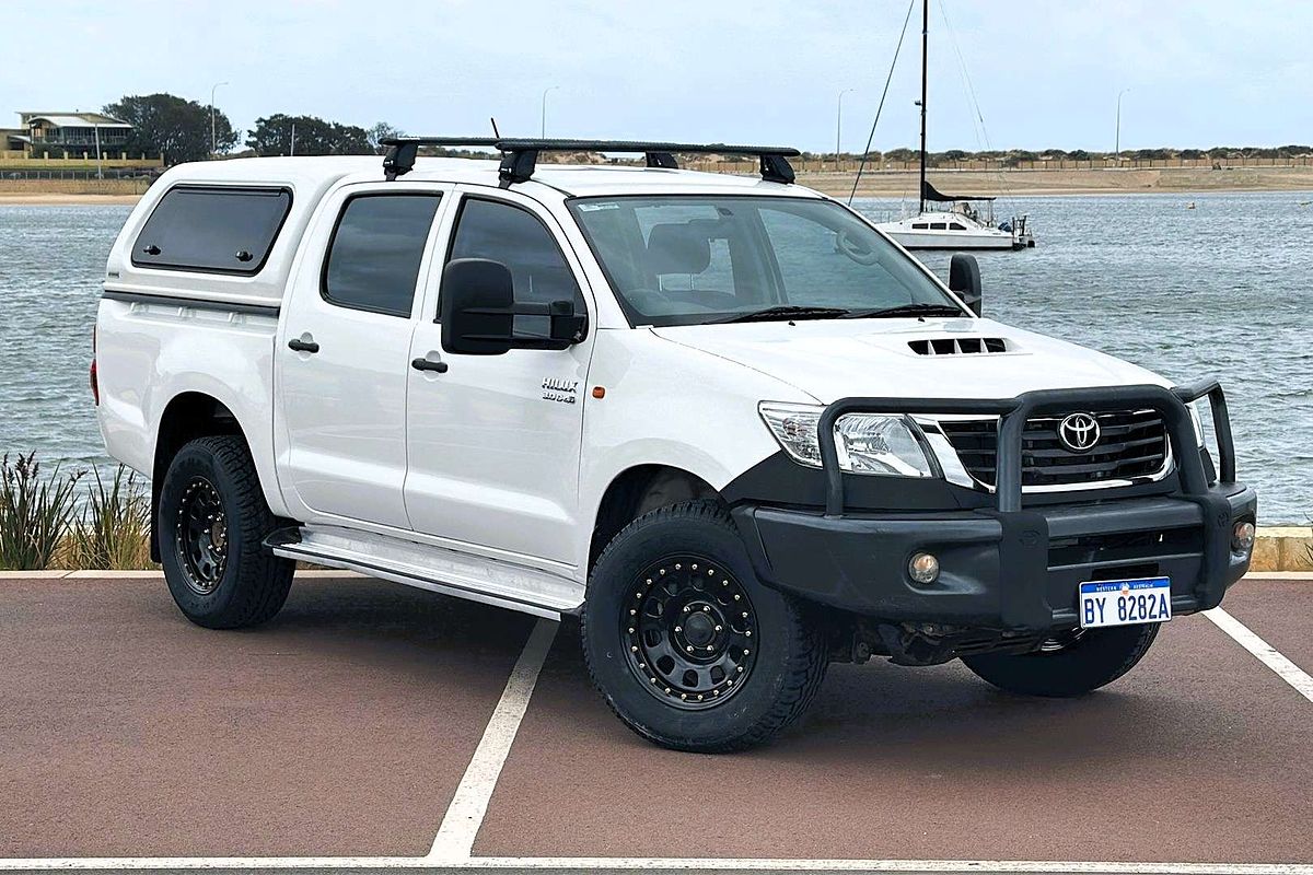 2015 Toyota Hilux SR KUN26R 4X4