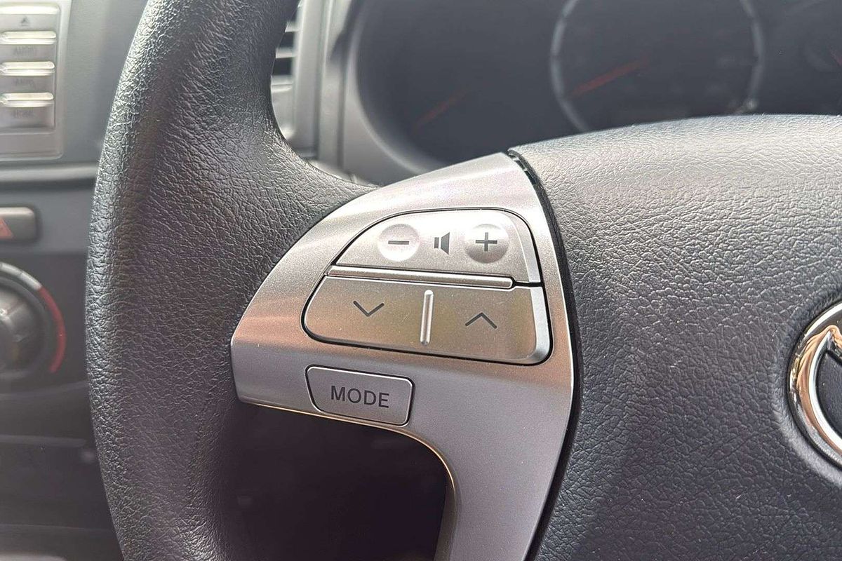 2015 Toyota Hilux SR KUN26R 4X4
