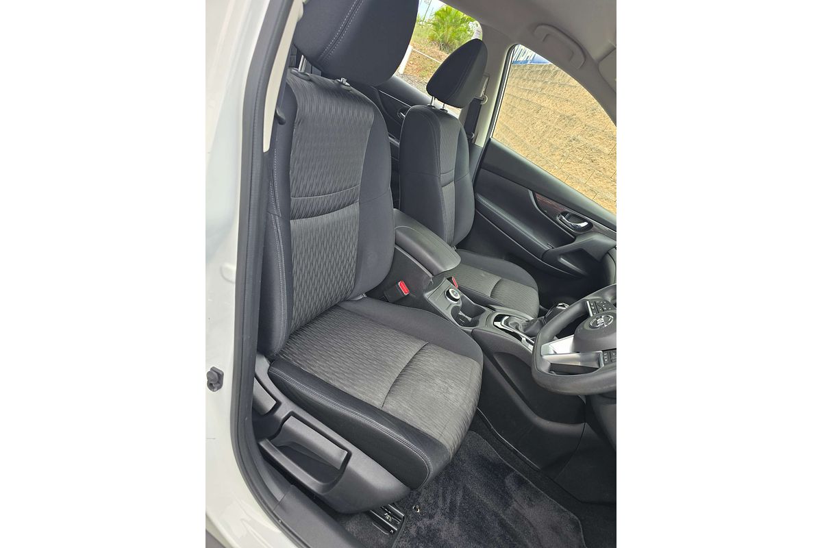 2017 Nissan X-TRAIL ST T32