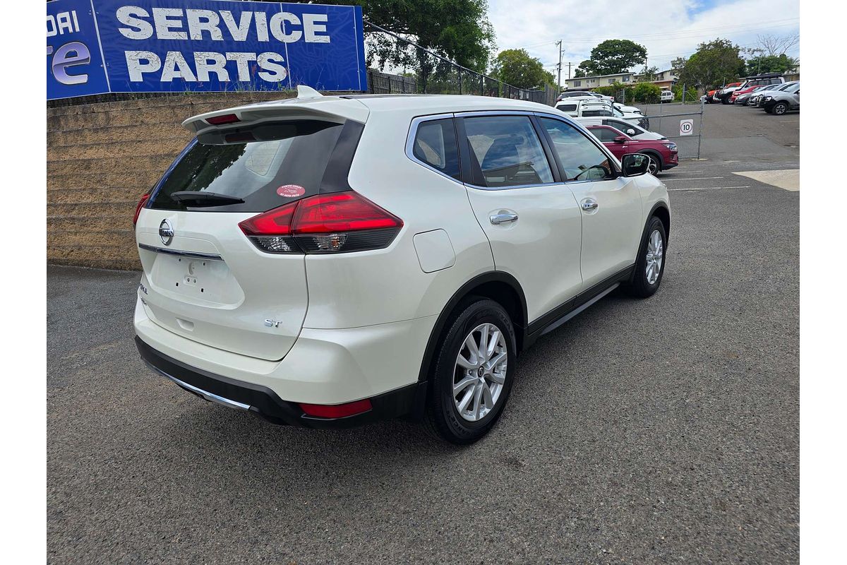 2017 Nissan X-TRAIL ST T32