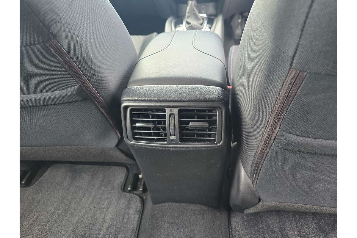 2017 Nissan X-TRAIL ST T32