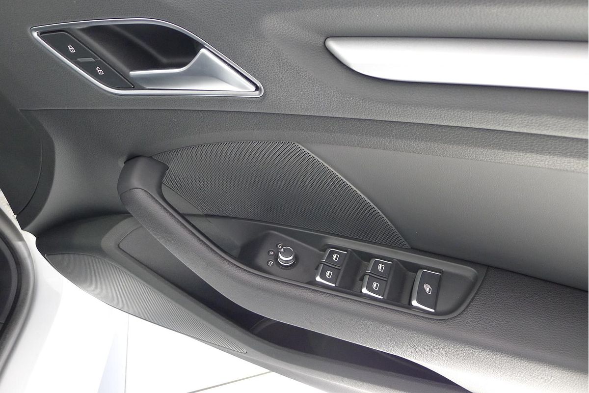 2014 Audi A3 Attraction 8V