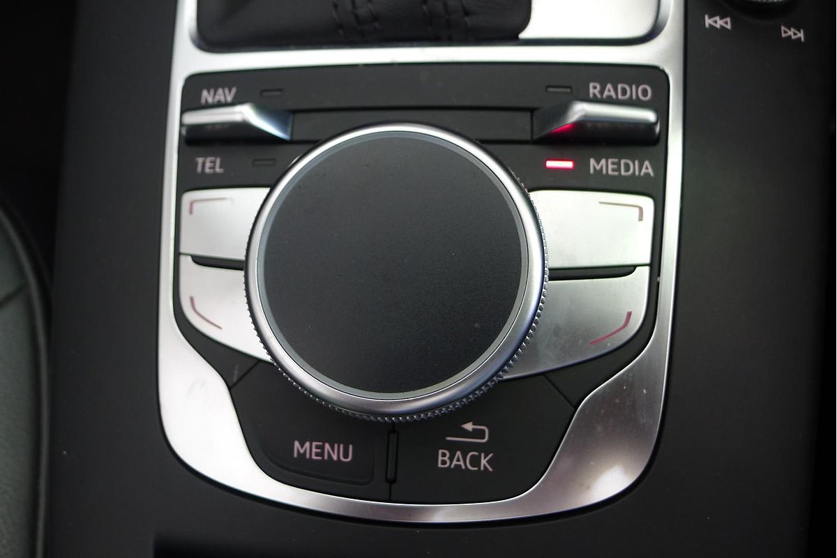 2014 Audi A3 Attraction 8V