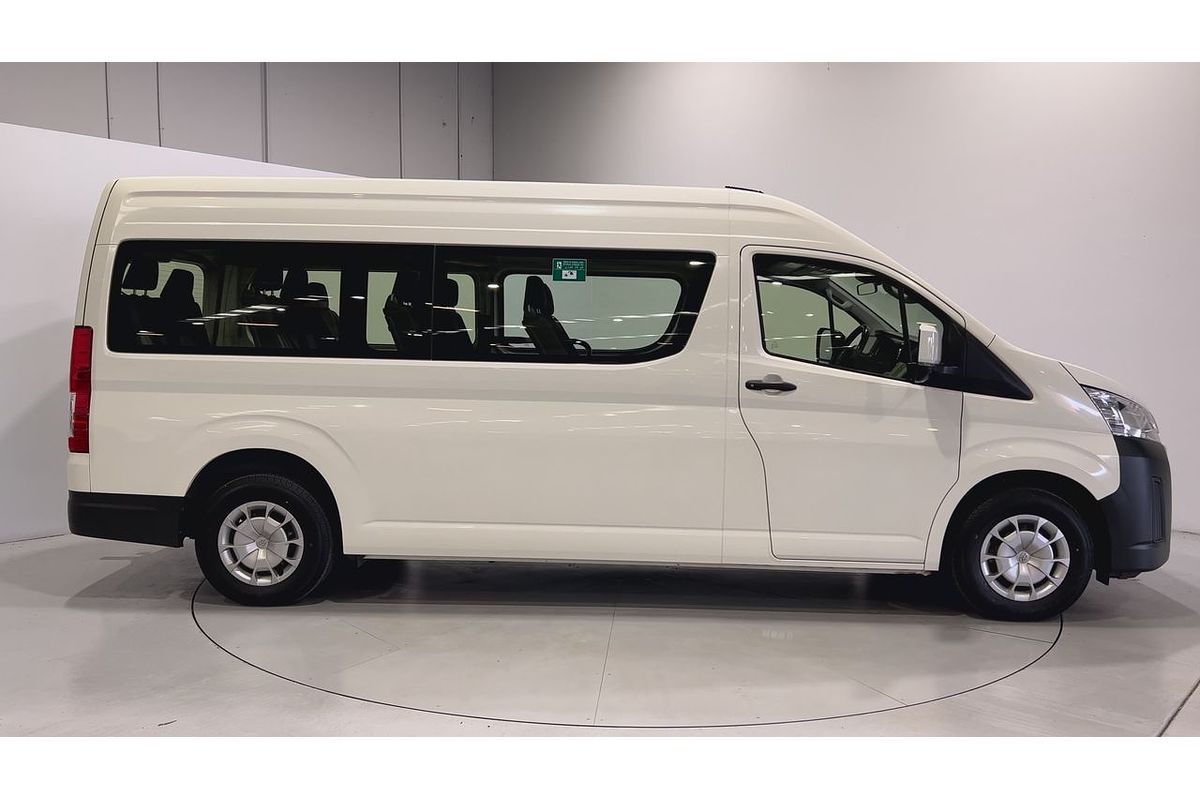 2022 Toyota Hiace Commuter GDH322R