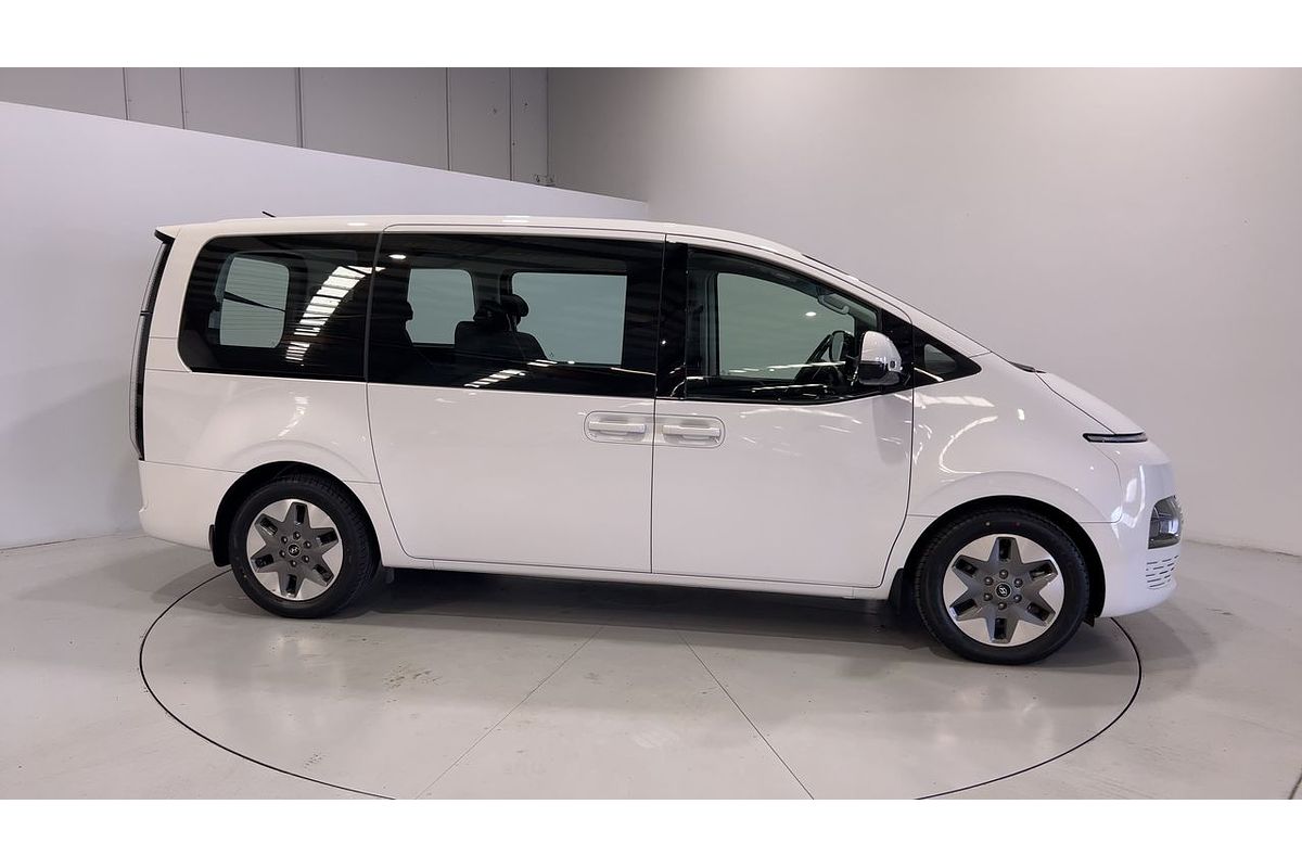 2022 Hyundai STARIA US4.V1