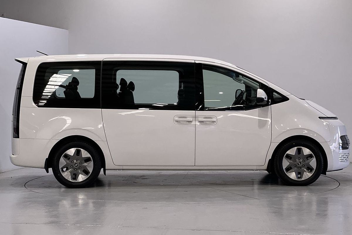 2022 Hyundai STARIA US4.V1