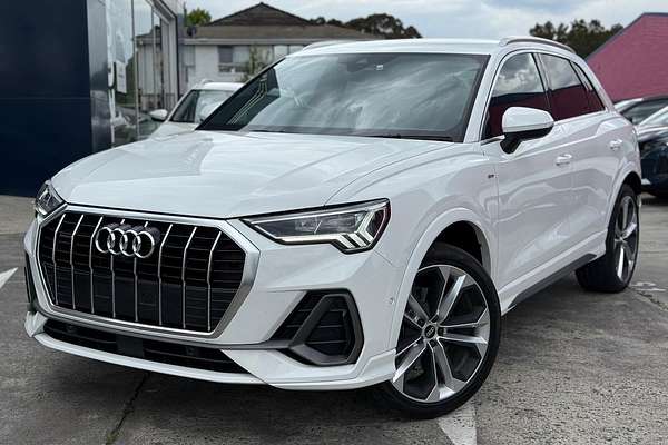 2021 Audi Q3 40 TFSI S line F3