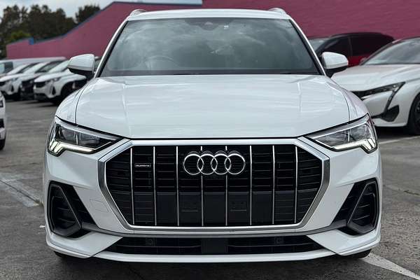 2021 Audi Q3 40 TFSI S line F3