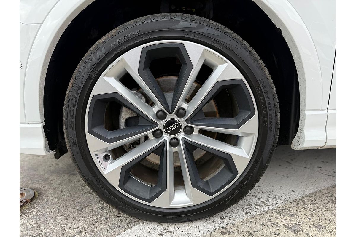 2021 Audi Q3 40 TFSI S line F3