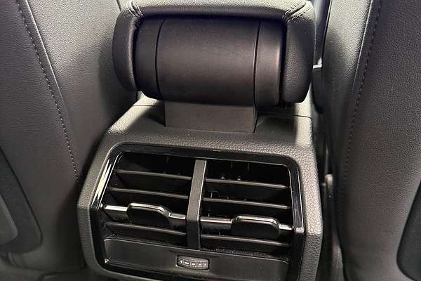 2021 Audi Q3 40 TFSI S line F3