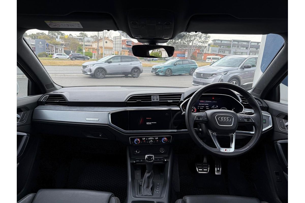 2021 Audi Q3 40 TFSI S line F3