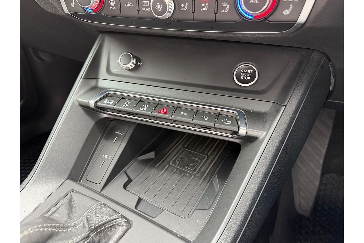 2021 Audi Q3 40 TFSI S line F3