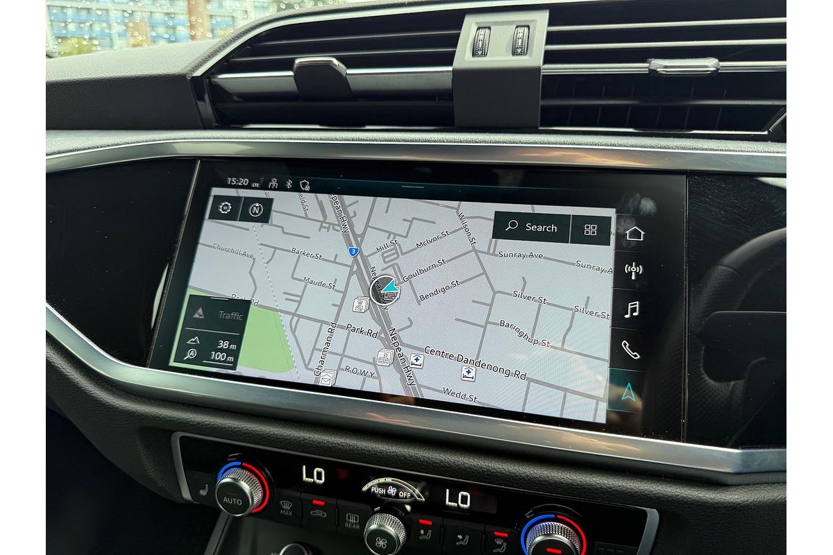 2021 Audi Q3 40 TFSI S line F3