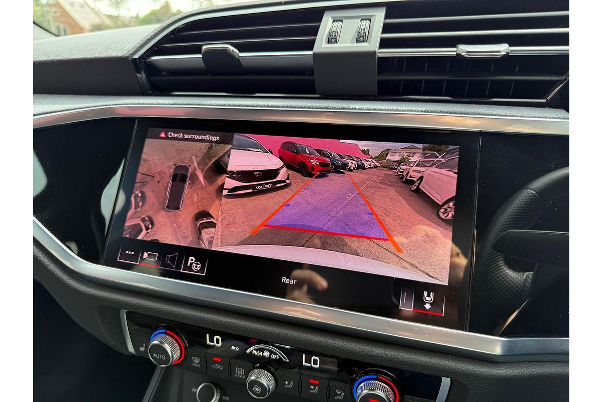 2021 Audi Q3 40 TFSI S line F3