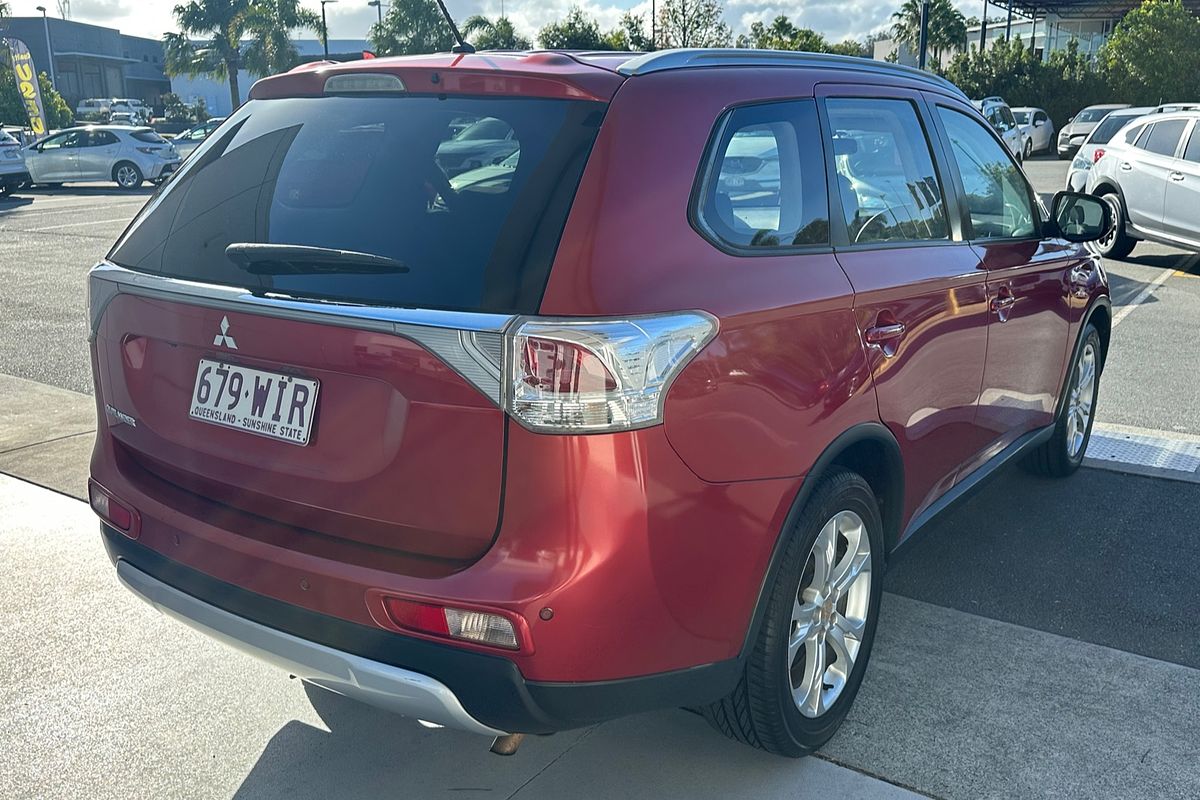 2014 Mitsubishi Outlander ES ZJ