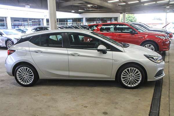 2016 Holden Astra R BK