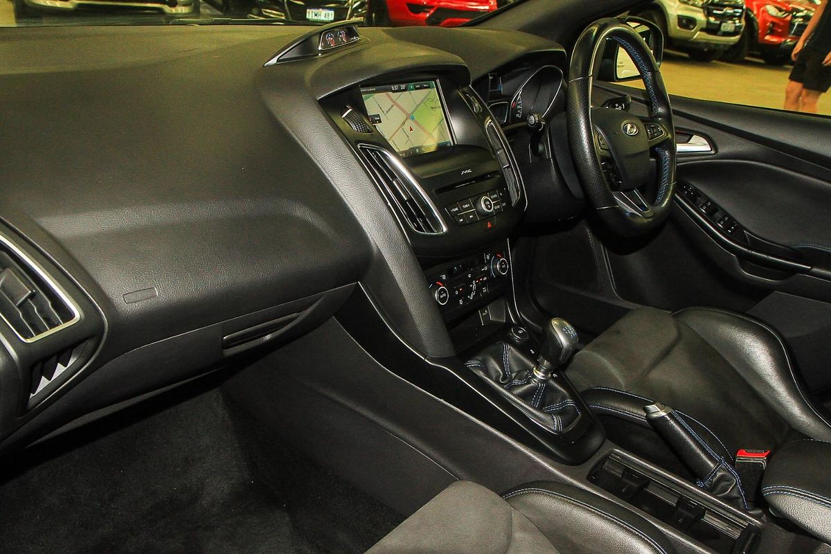 2016 Ford Focus RS LZ