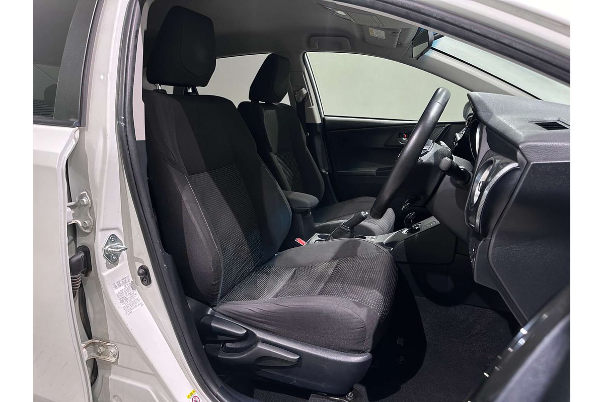 2017 Toyota Corolla Hybrid ZWE186R