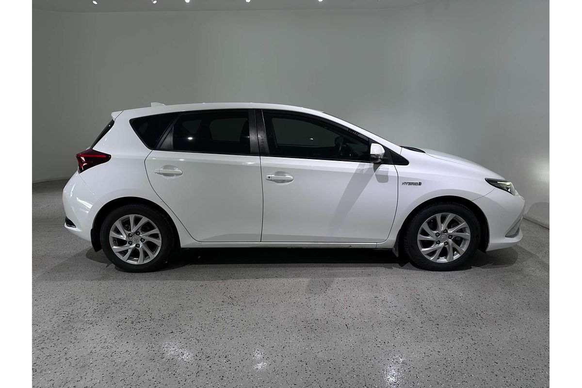 2017 Toyota Corolla Hybrid ZWE186R