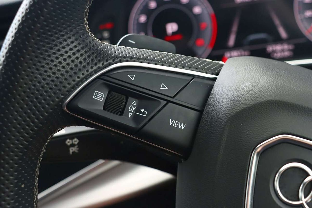 2023 Audi Q7 55 TFSI S line 4M