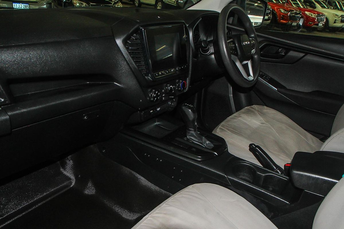 2022 Isuzu D-MAX SX 4X4