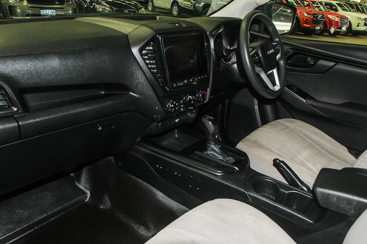 2022 Isuzu D-MAX SX 4X4