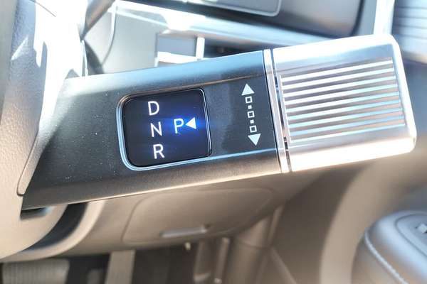 2025 Hyundai Santa Fe Hybrid Elite MX5.V1