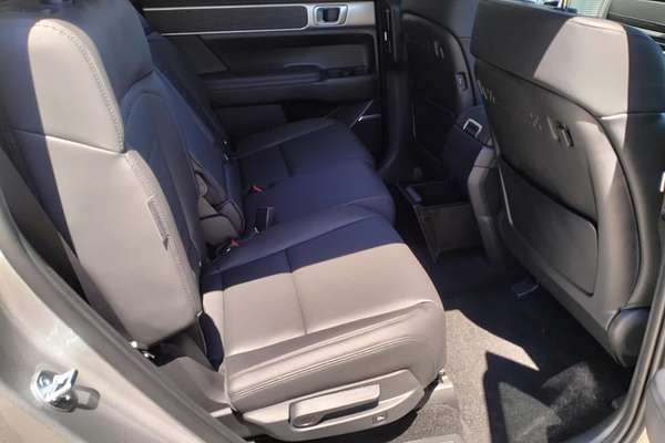 2025 Hyundai Santa Fe Hybrid Elite MX5.V1
