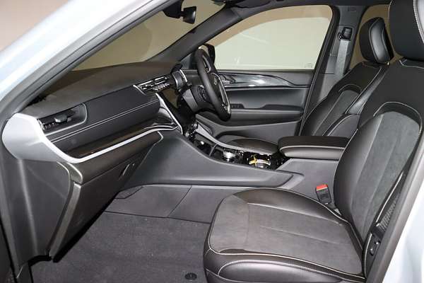 2023 Jeep Grand Cherokee Night Eagle WL