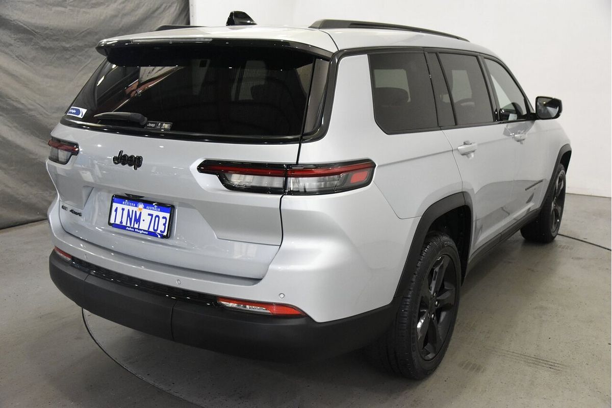 2023 Jeep Grand Cherokee Night Eagle WL