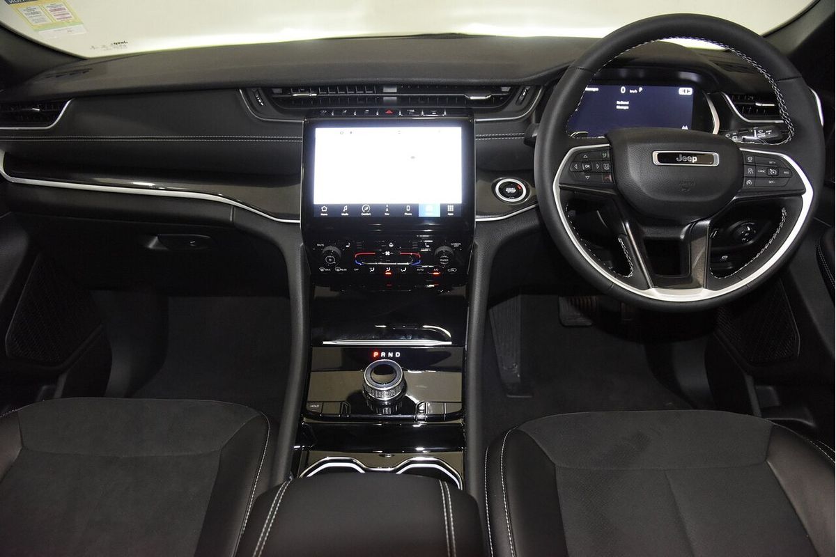 2023 Jeep Grand Cherokee Night Eagle WL