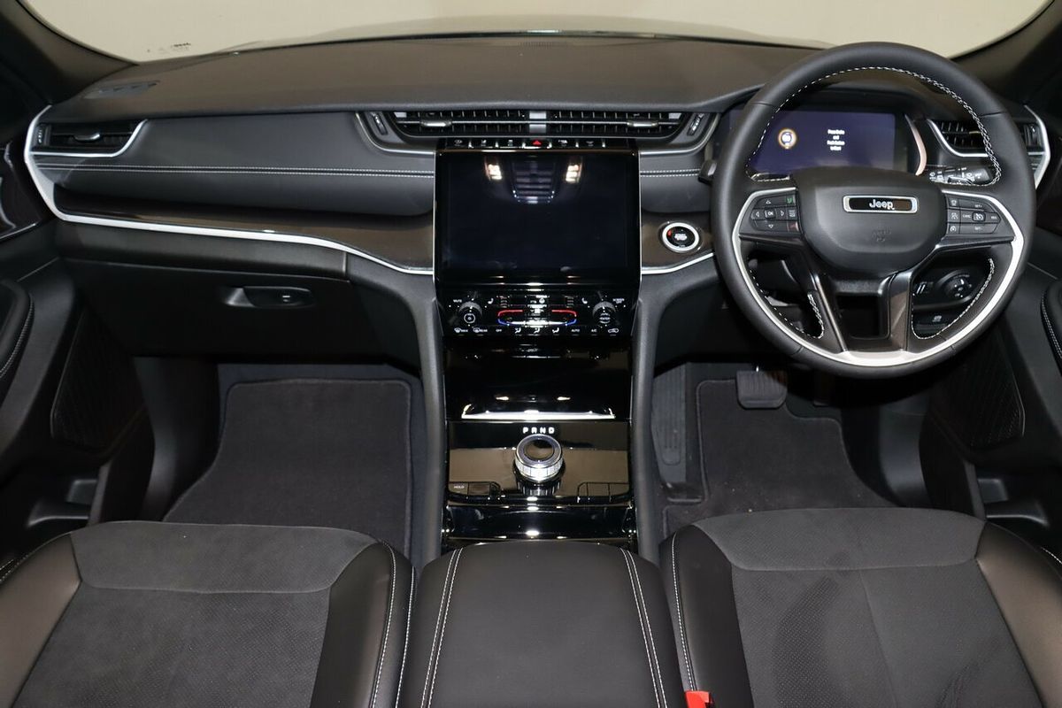 2023 Jeep Grand Cherokee Night Eagle WL