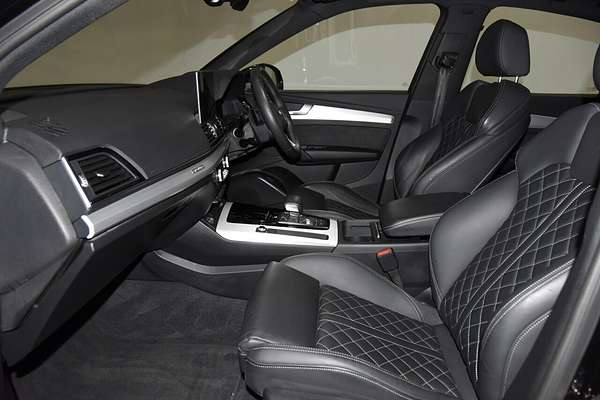 2022 Audi Q5 45 TFSI S line FY