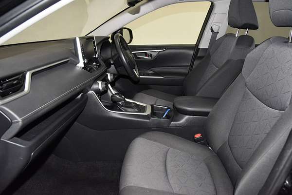 2021 Toyota RAV4 GXL AXAH54R