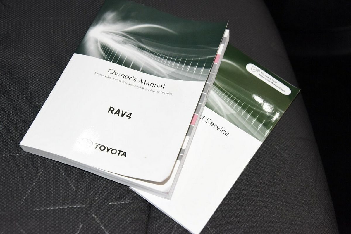 2021 Toyota RAV4 GXL AXAH54R