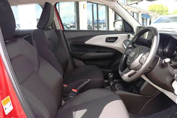 2024 Suzuki Swift Hybrid UZ