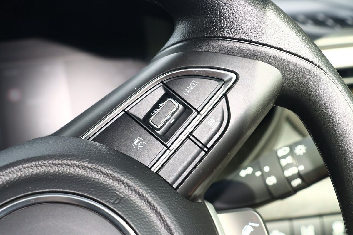 2024 Suzuki Swift Hybrid UZ