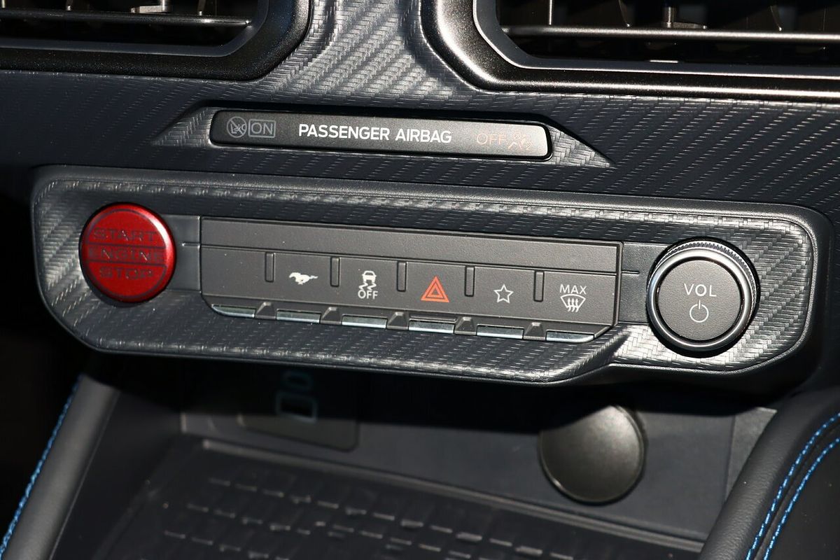 2025 Ford Mustang Dark Horse FO