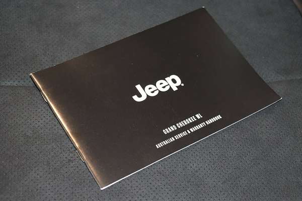 2023 Jeep Grand Cherokee Night Eagle WL