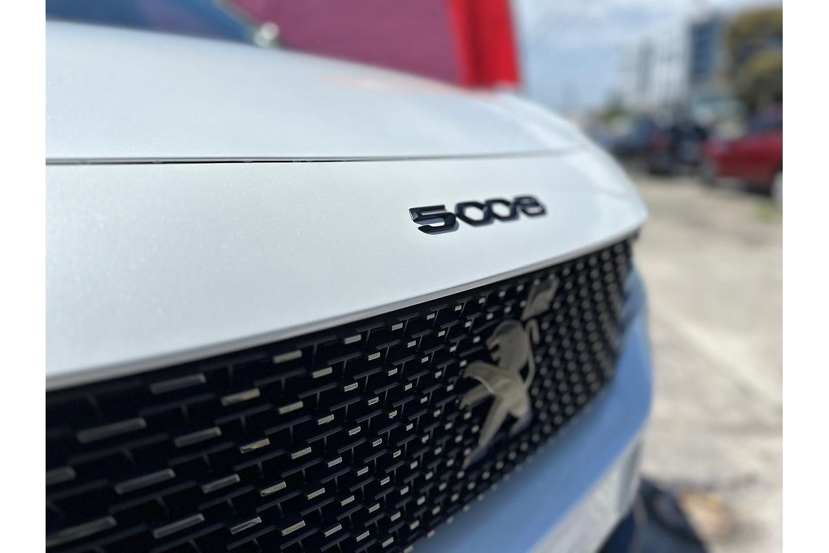 2023 Peugeot 5008 GT Sport P87