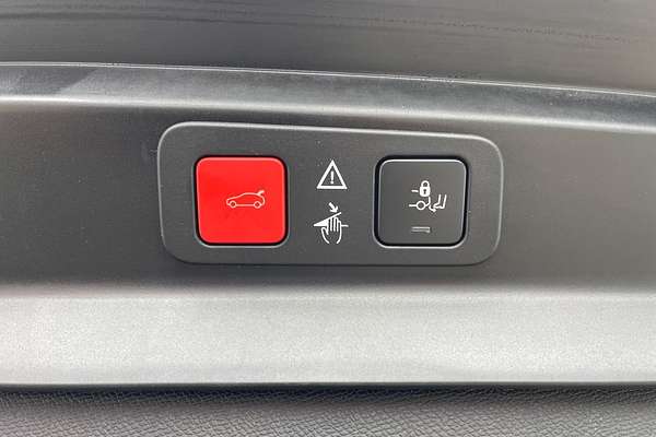 2023 Peugeot 5008 GT Sport P87