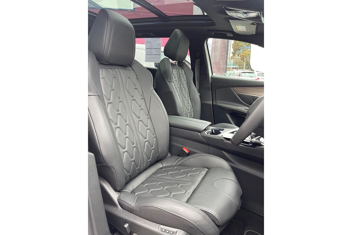2023 Peugeot 5008 GT Sport P87