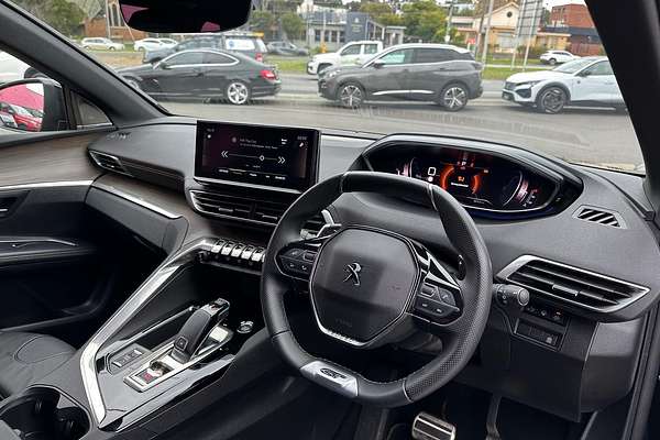 2022 Peugeot 5008 GT Sport P87
