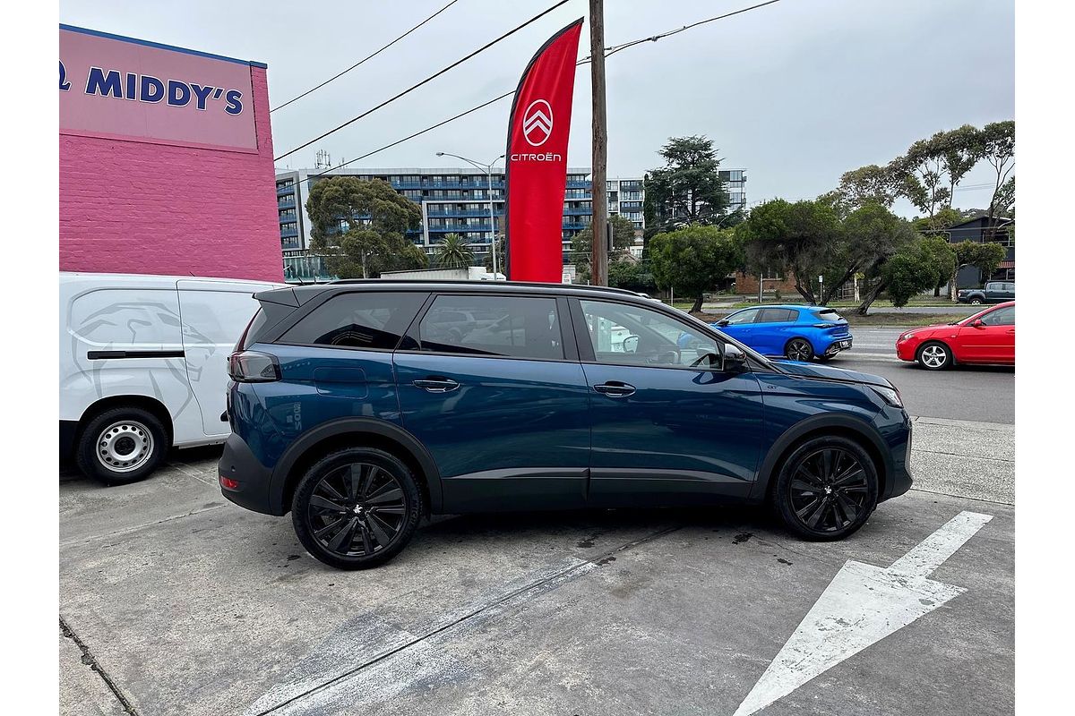 2022 Peugeot 5008 GT Sport P87