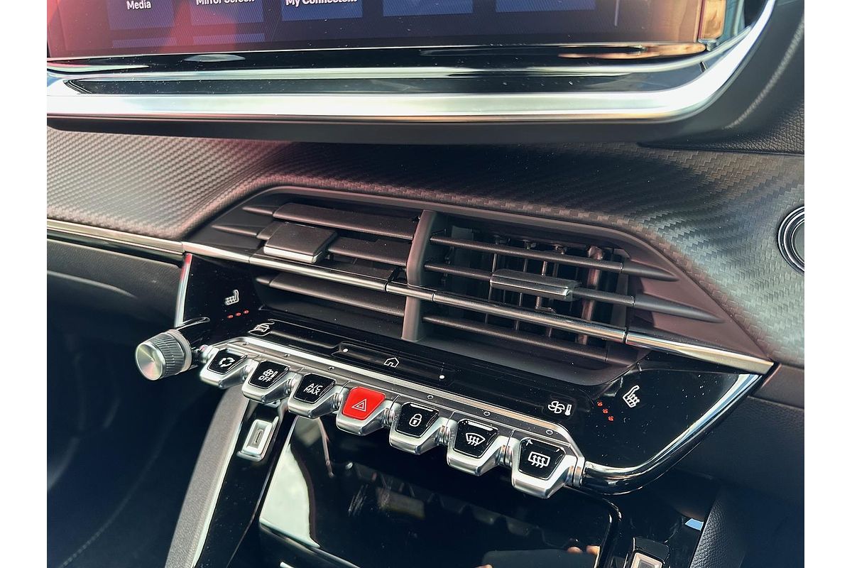 2023 Peugeot 2008 GT P24