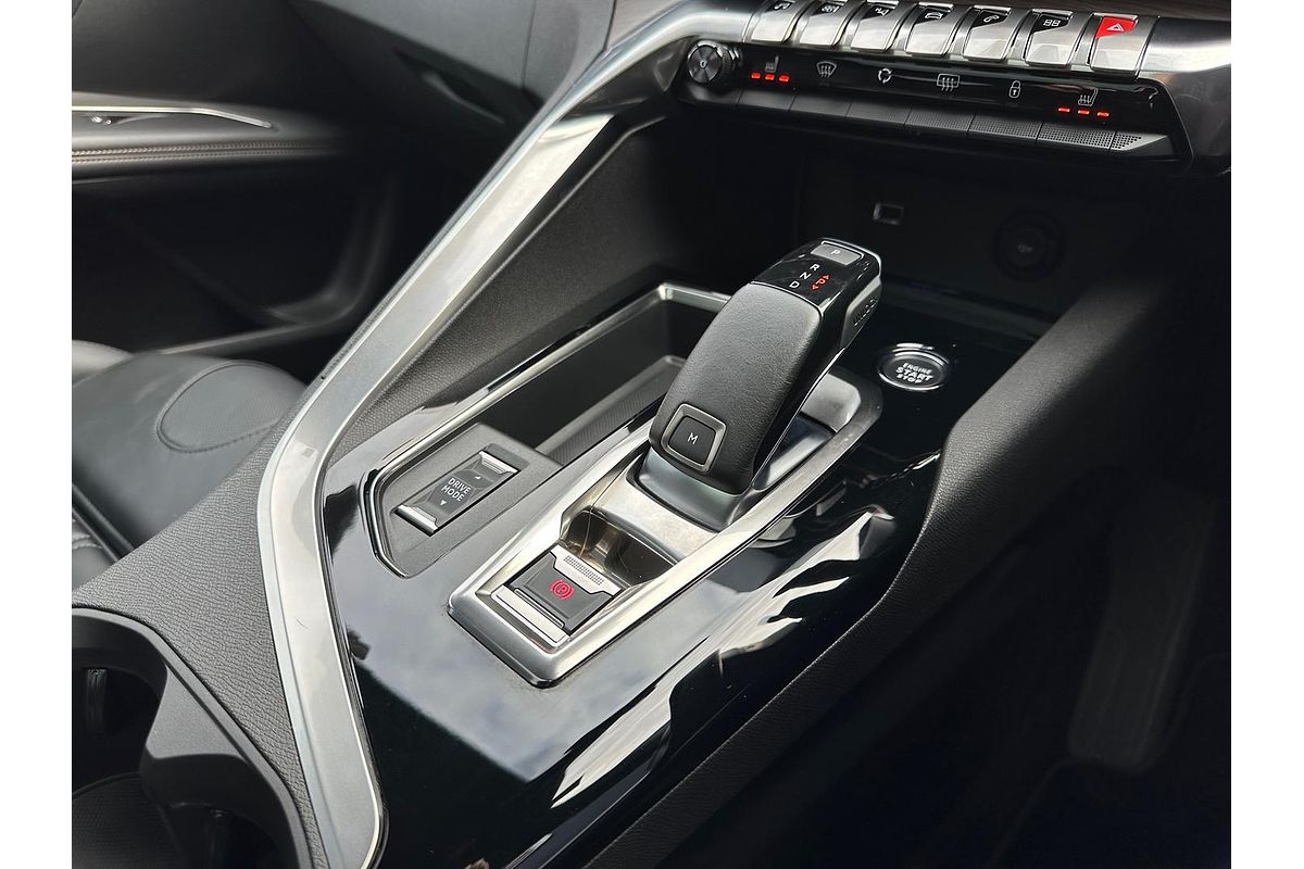 2022 Peugeot 3008 GT Sport P84