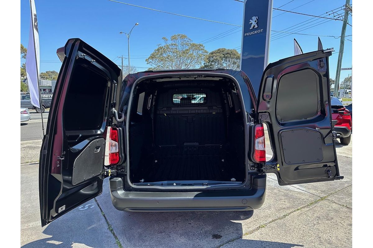 2024 Peugeot Partner Pro K9 LWB