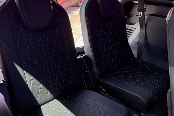 2022 Peugeot 5008 GT Sport P87